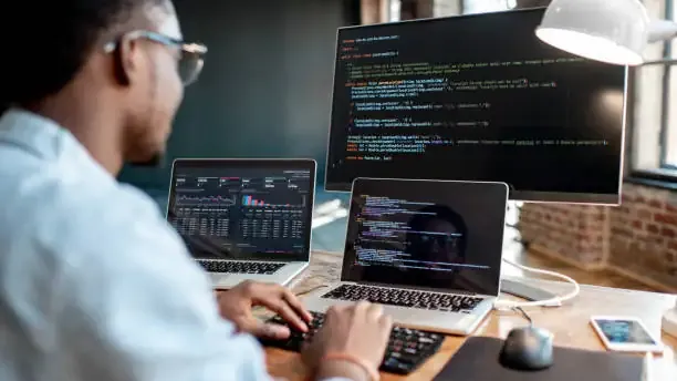 Création site WordPress : 7 avantages décisifs pour votre entreprise