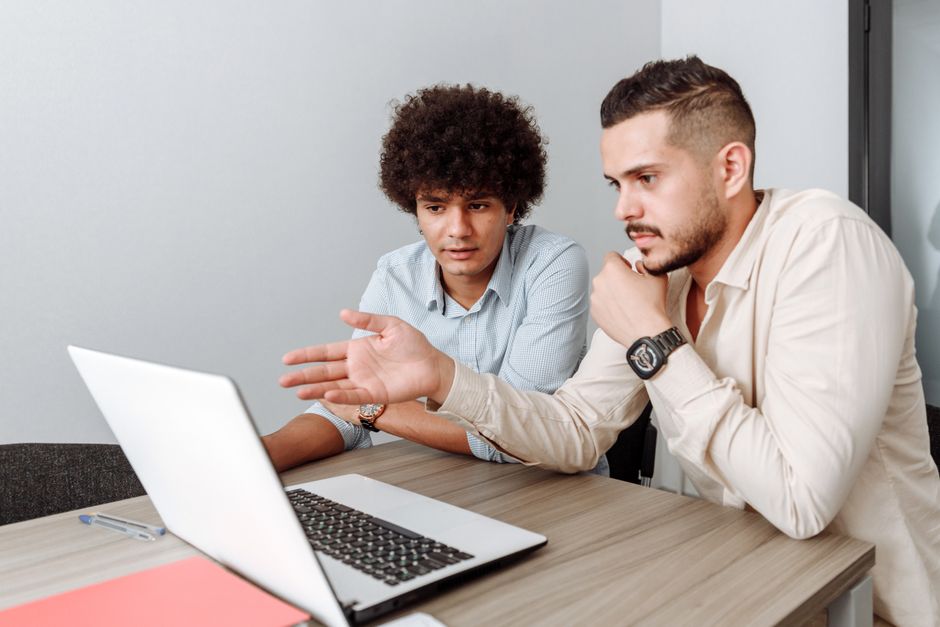 Logiciel sur mesure ou progiciel : comment choisir ?