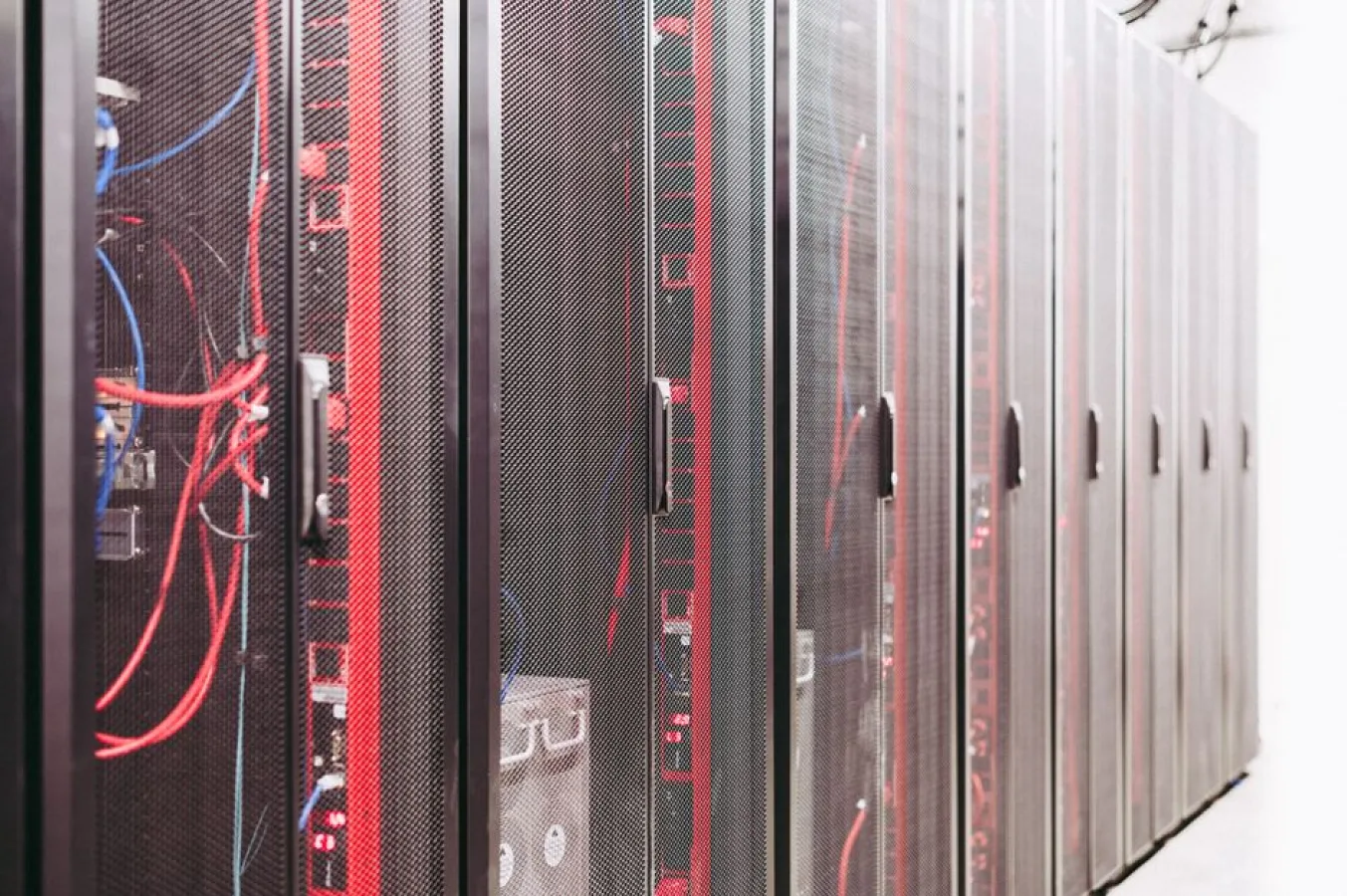 Choisir son hébergement web professionnel : le guide complet